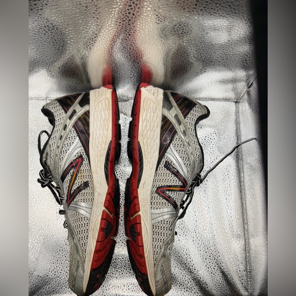 New Balance Men's Athletic Shoes - Gray and Red - Picture 5 of 11
